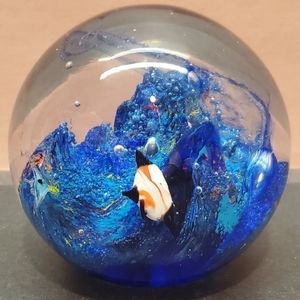 Vintage Crystal Clear Aquarium Art Paperweight Crystal Globe Expertly Crafted